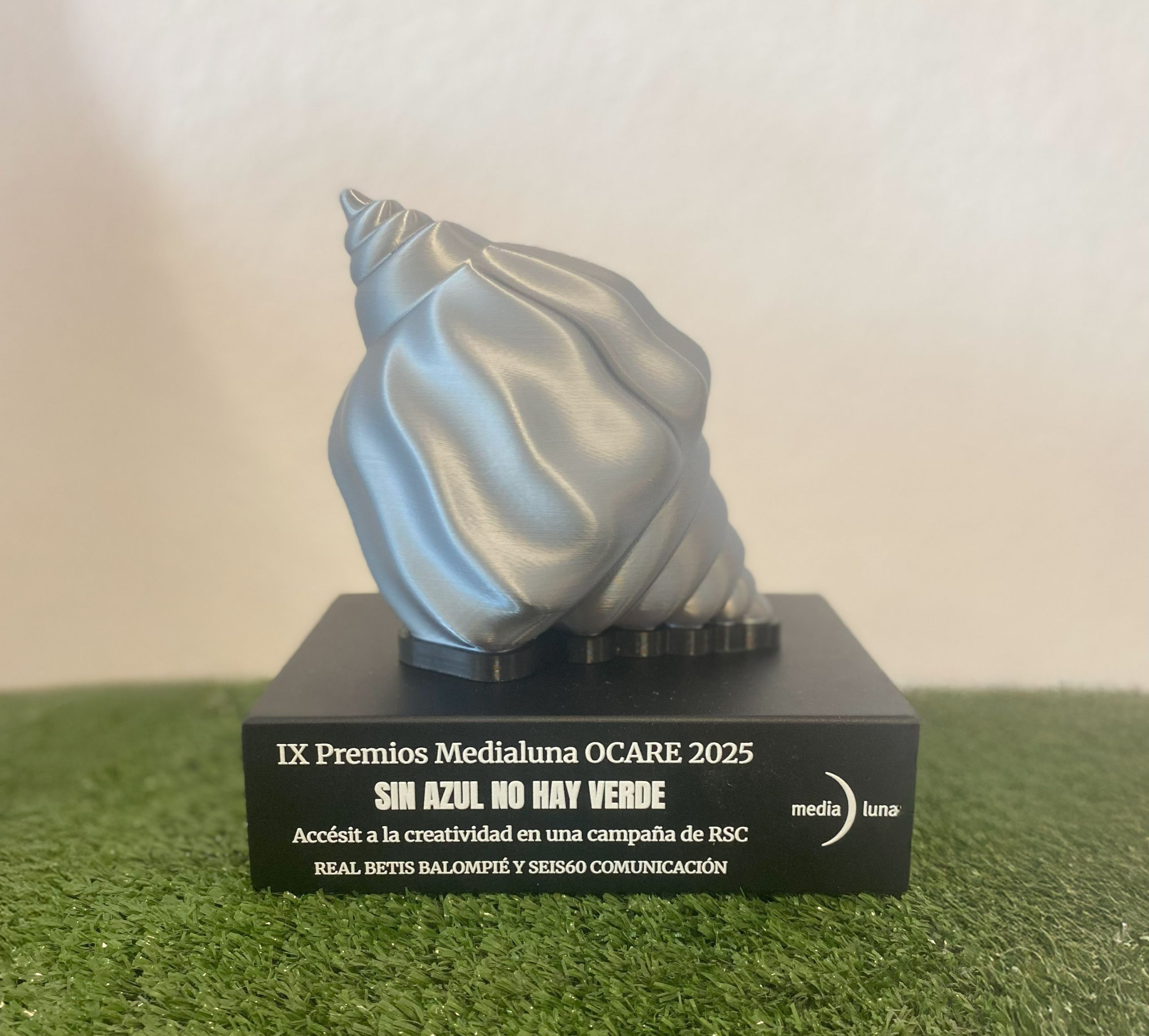 premio-media-luna-01